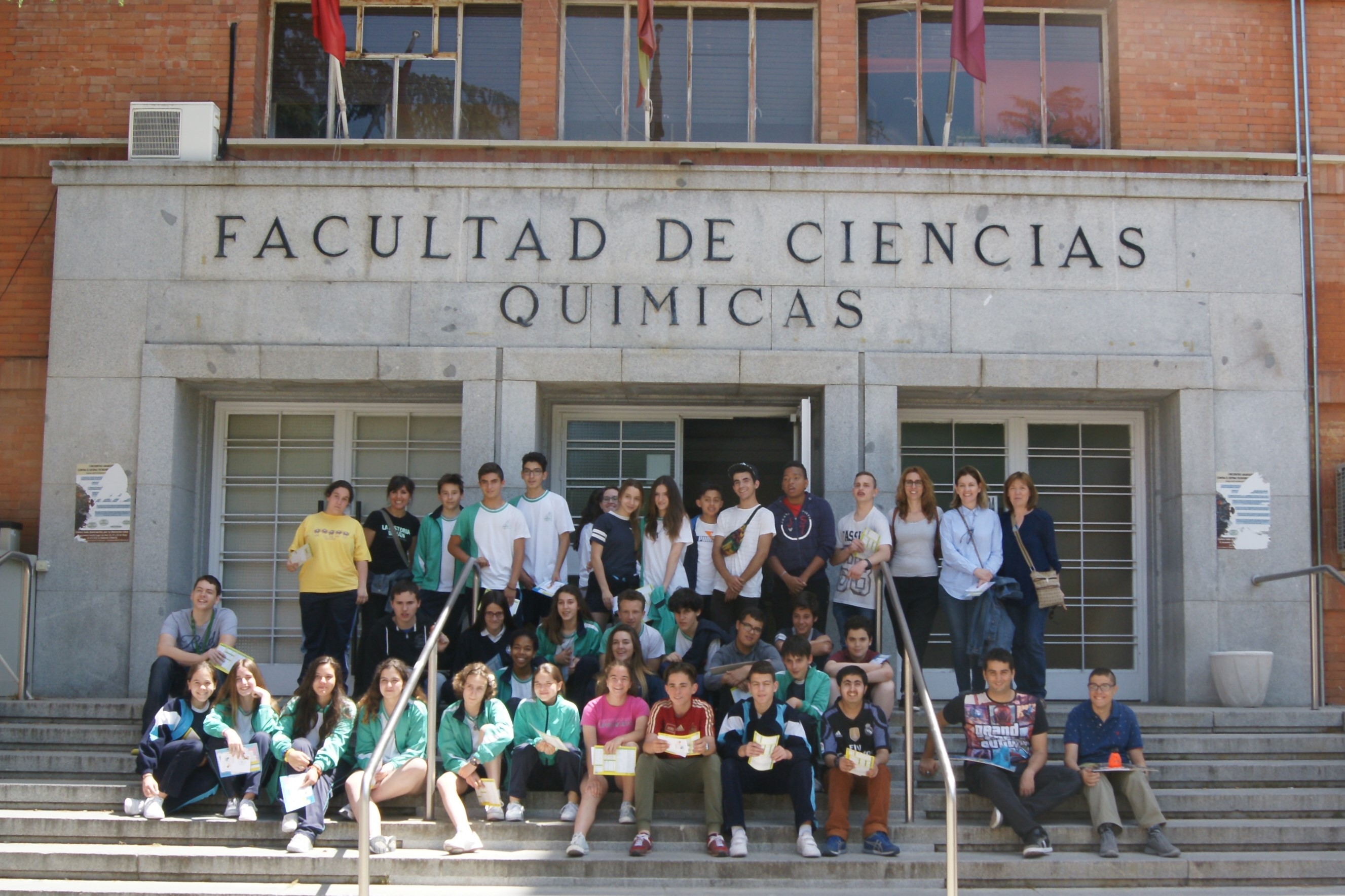 Participantes en la Facultad de Químicas